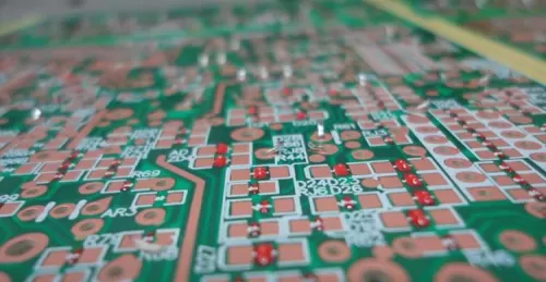 What is SMT solder paste process and red glue process?