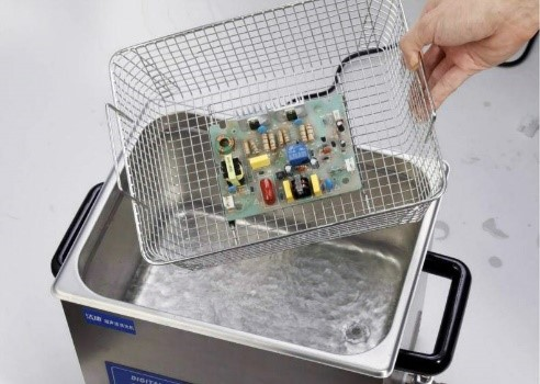 Common PCBA cleaning solution